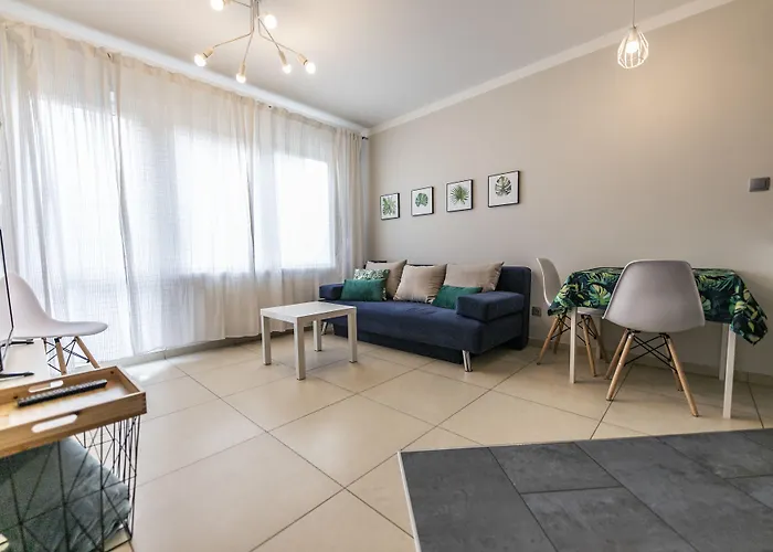 Victus Stylish Apartment With Underground Parking By Noclegi Renters
